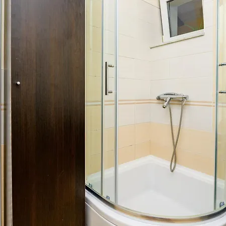 Apartament House Rosa *