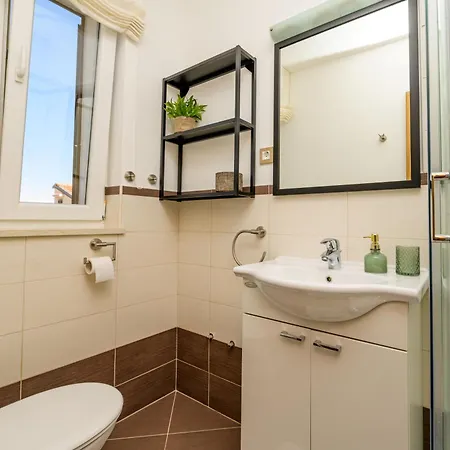 Apartment House Rosa Mali Losinj